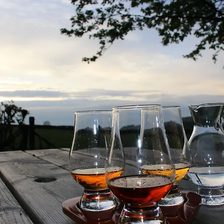 Woodlands & 게스트하우스 3*